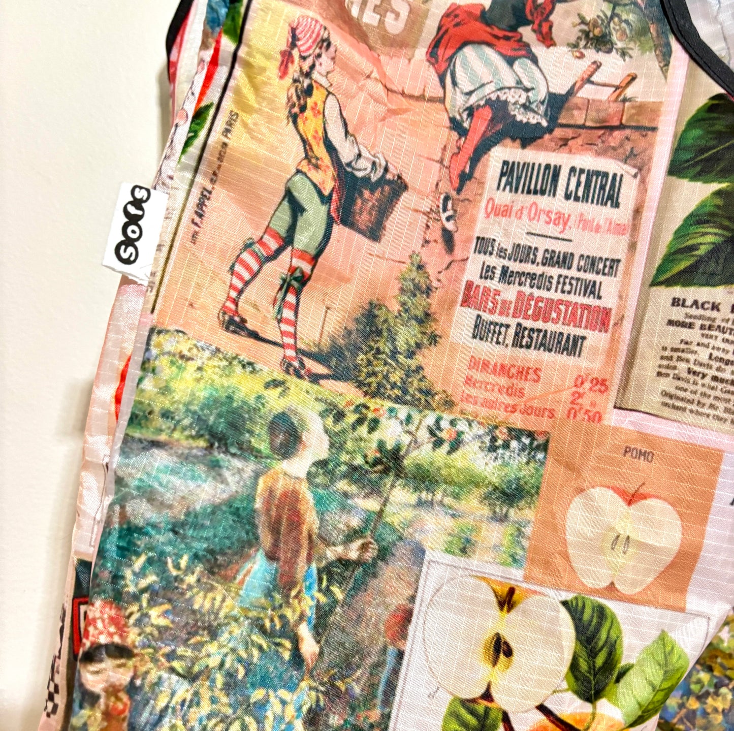 Folding Reusable Travel Bag Market Grocery bag in Vintage Style Apple Collage
