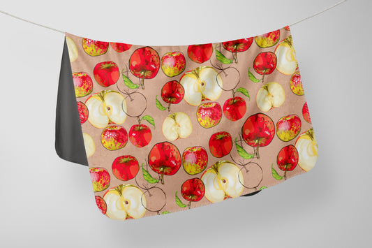 Blanket with apples